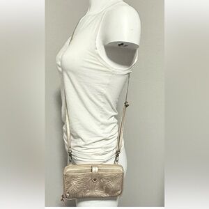 The Sak Iris Crossbody Purse Women's Cellphone Bag & Wallet Floral Gold Metallic